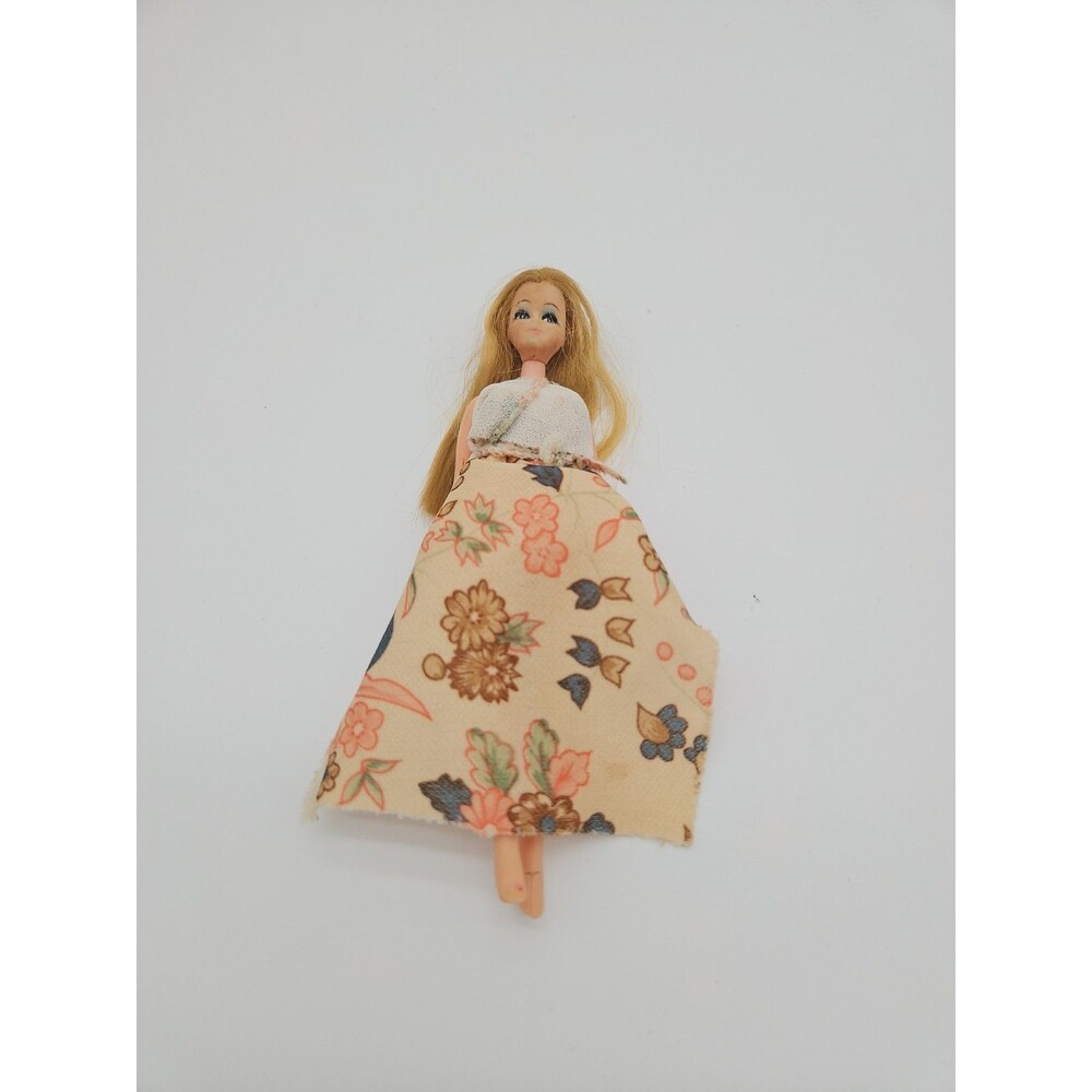 Vintage Fashion Topper Dawn Barbie Doll 1970’s Collectible Pocket-size Dress